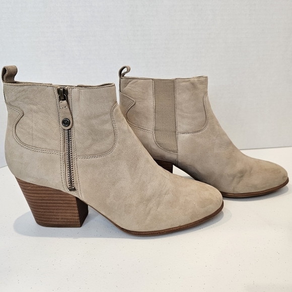 Nurture Boots Women's Size 10 Tan Leather Zip Up Ankle Boot Western Chunk Heel - Picture 8 of 15